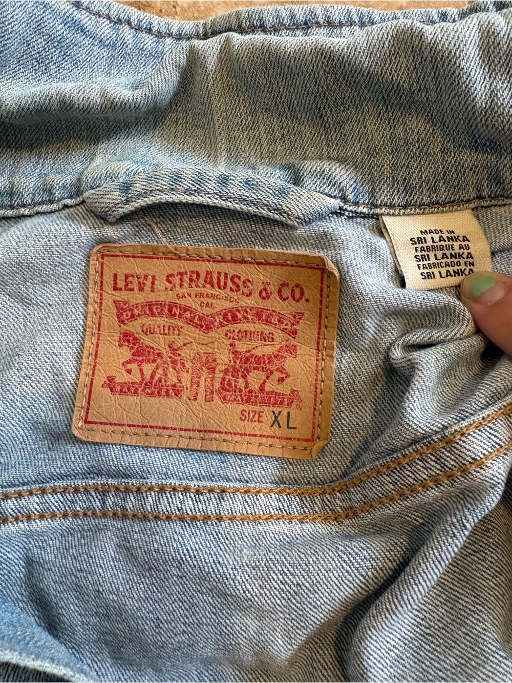 Levi's Light Blue Denim Jean Jacket - Picture 2 of 2